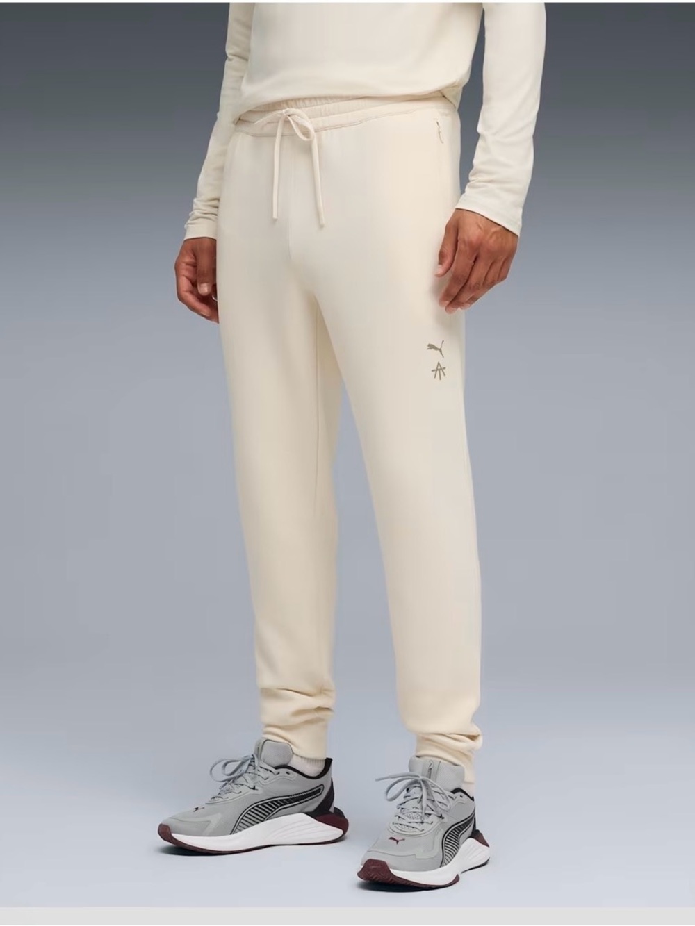 Puma Essentials + Minimal Gold
